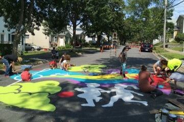 Roslyn Road Street Painting 