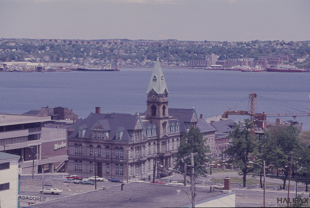 colour photograph of City Hall