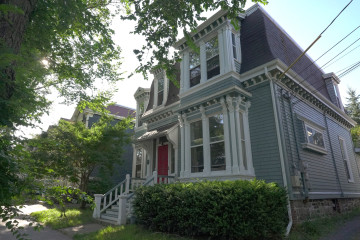5663 Inglis Street, Victorian Streetscape
