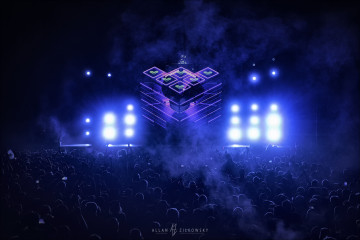  Deadmau5 Blue and Black Image